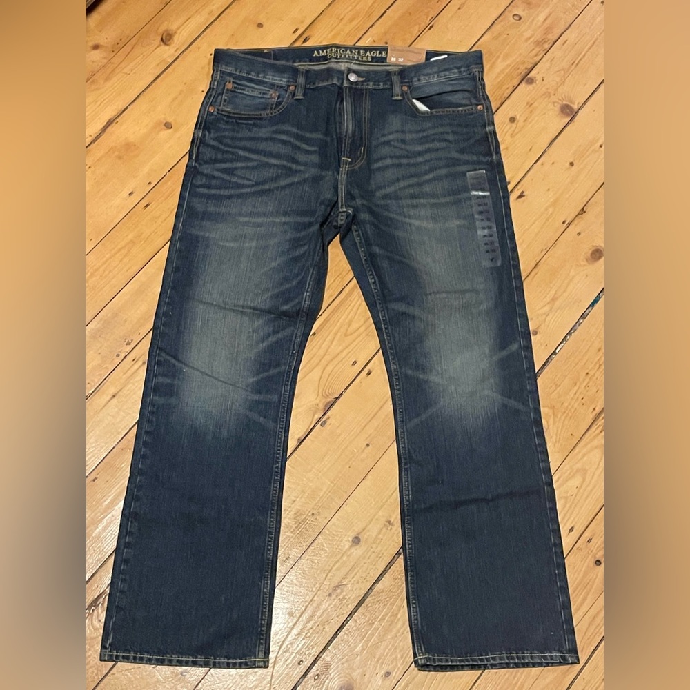 NWT American Eagle mens original boot cut jean